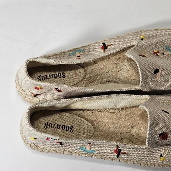 Soludos Embroidered Swimmers Ibiza Mules Tan Flat Canvas Slip On Womens Size 9.5 - Picture 7 of 11